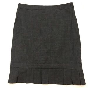 EXPRESS Gray Pleated Pencil Skirt Size 0